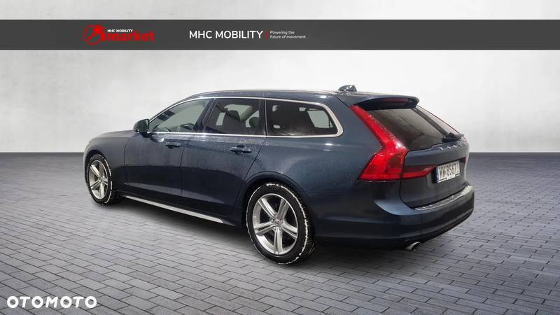 Volvo V90 D4 Momentum - 3