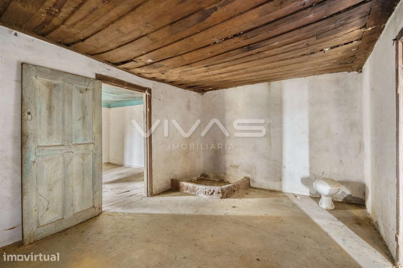 Moradia para Restaurar T0 Venda em Freiriz,Vila Verde-8