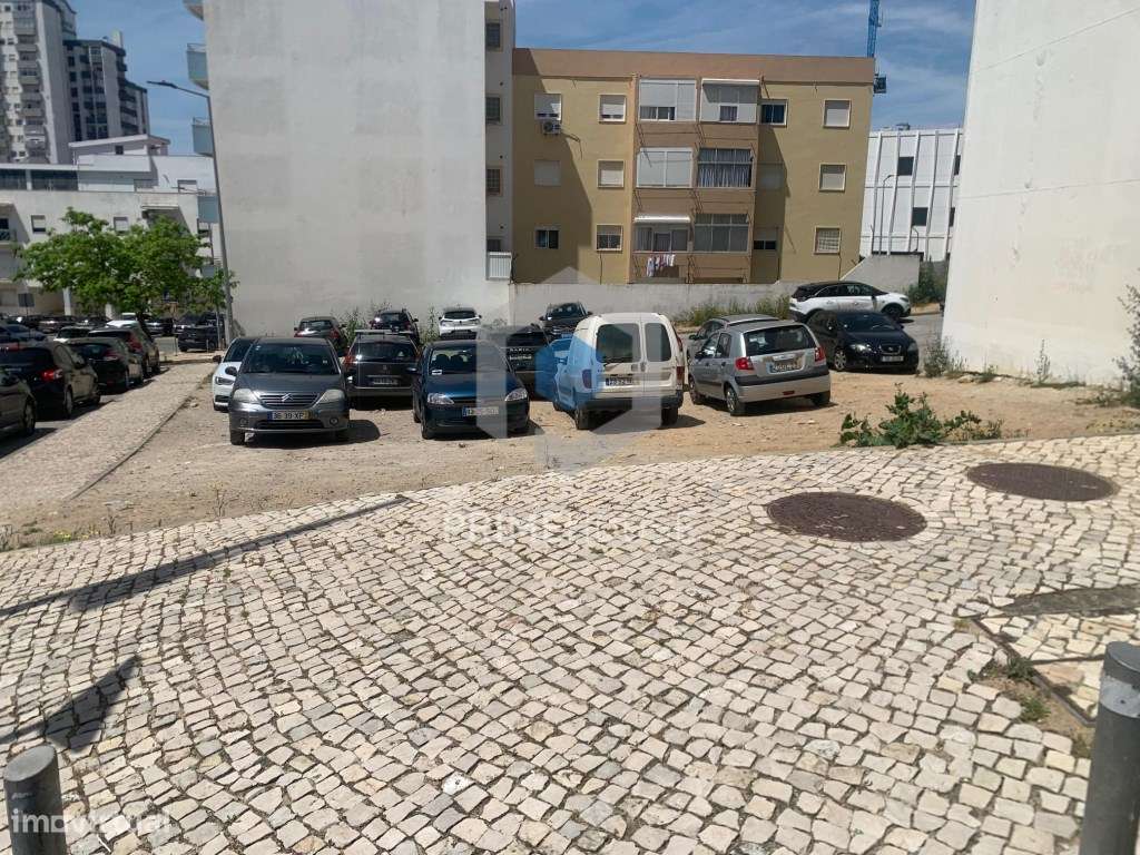 Terreno Construção de Edifício - Grande imagem: 4/7