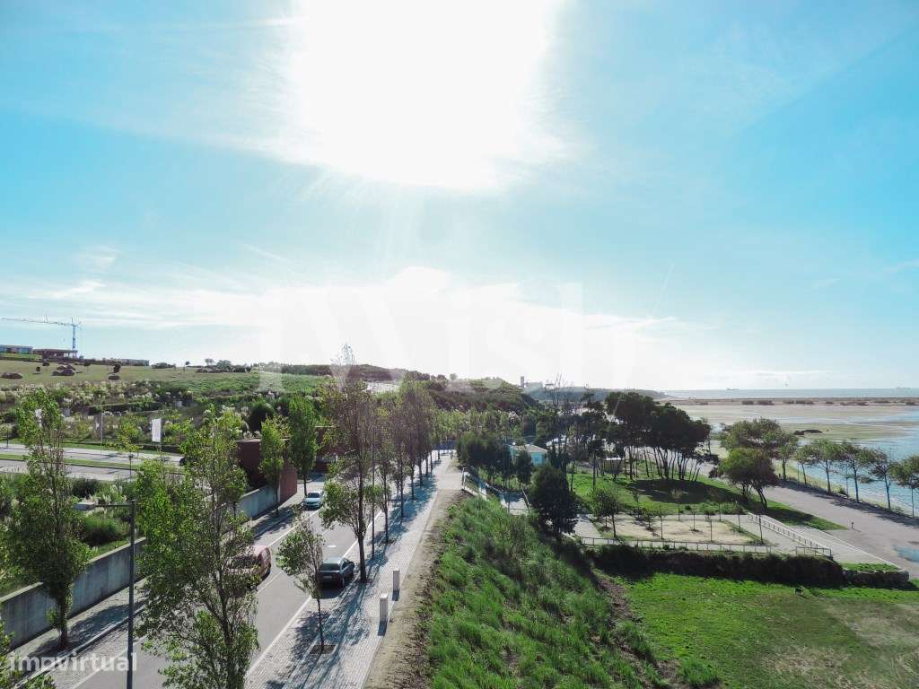 Apartamento com 3 quartos, varandas e vista rio em Vila Nova de Gaia - Grande imagem: 5/47