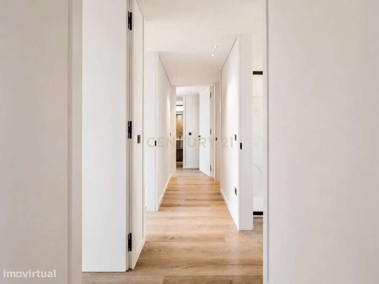Luxuoso Apartamento T3 em Gondomar com Vista Panorâmica-32