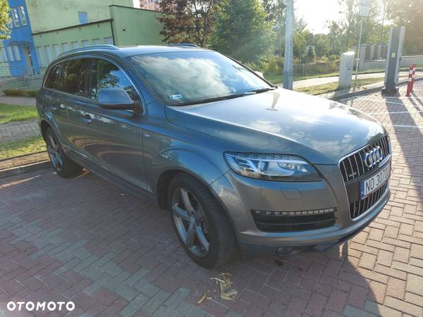 Audi Q7 - 6