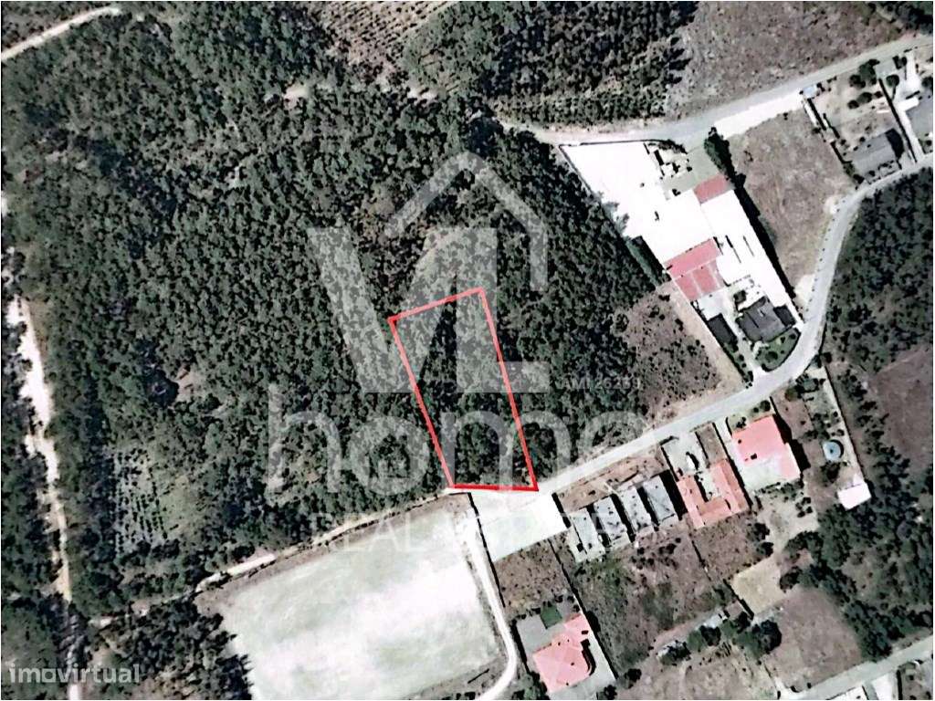 Terreno com Potencial para Moradias - Natureza e Conveniência de Mã...-5