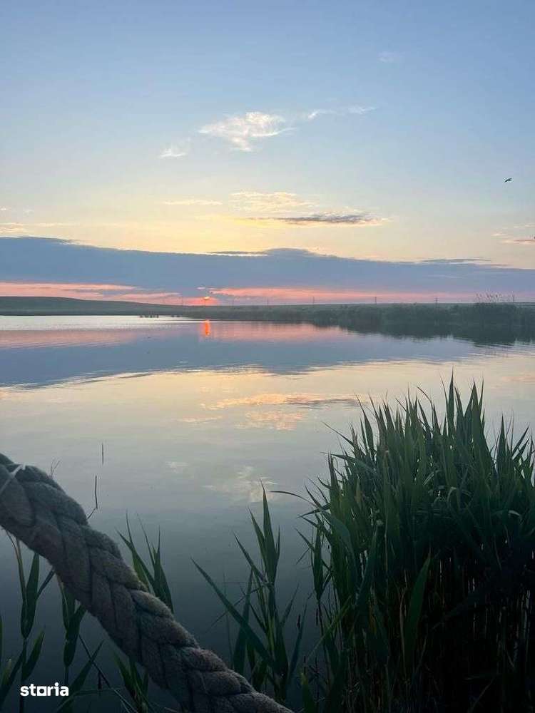 Super oferta! Teren de vanzare pe malul Lacului Corbu!-0