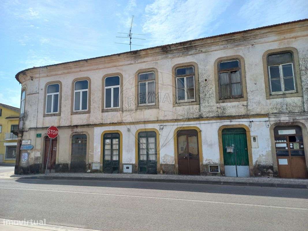 Moradia T5 para venda - Grande imagem: 3/9