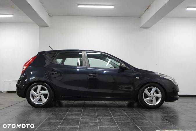 Hyundai I30 1.4 blue Classic - 11