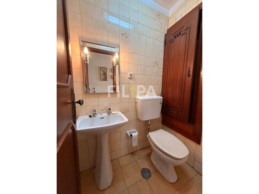 T1 com Terraço no Último Andar - Rua Dr. Alves de Veiga, Porto-11