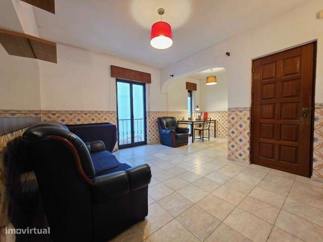 Venda de Prédio / 2 fracções em Lagos-24