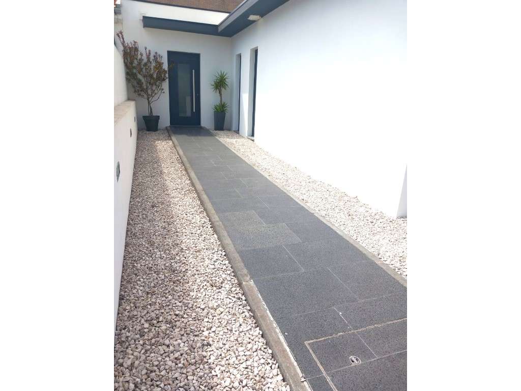 Moradia T2 Suites térrea (10min a pé da praia)-12