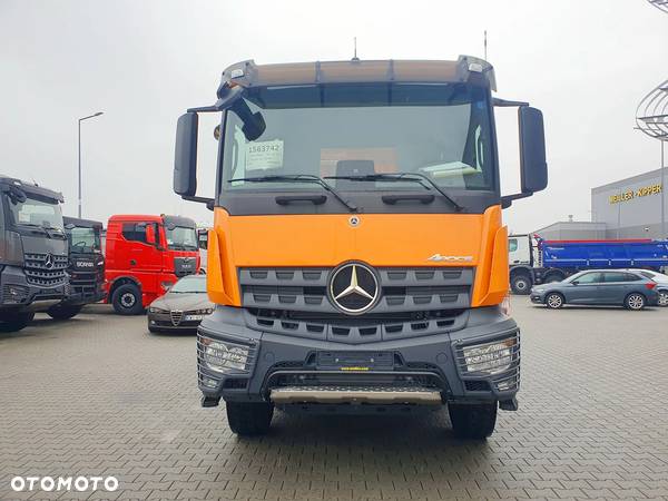 Mercedes-Benz Arocs - 4