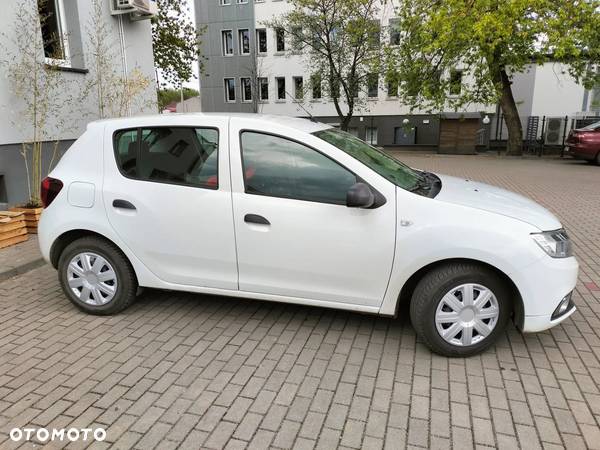 Dacia Sandero - 1