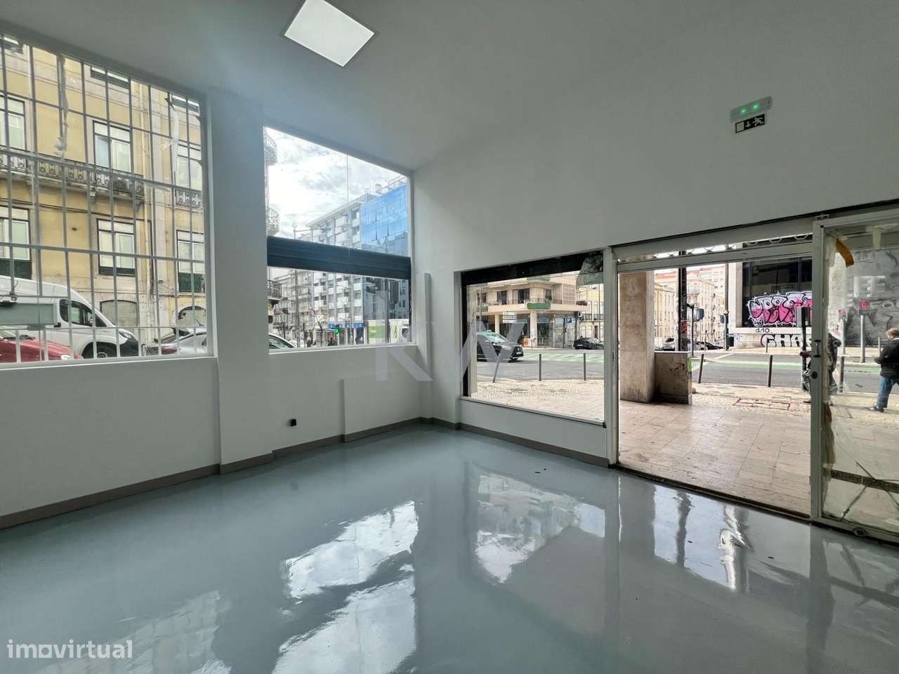 Comércio para Arrendamento na Av. Almirante Reis – 900 m2 em Localizaç - Grande imagem: 4/22