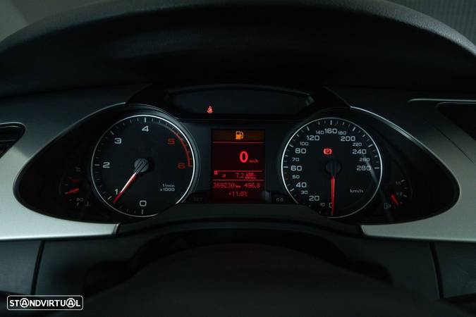 Audi A4 2.0 TDI Exclusive - 15