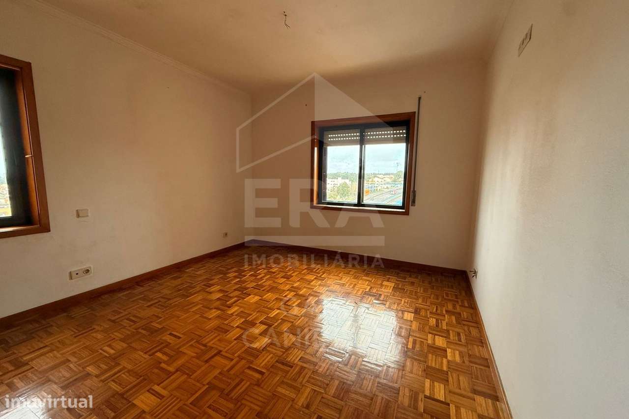 T2 com fáceis acessos perto da praia-7