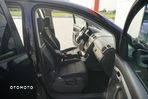 Volkswagen Touran 2.0 TDI DPF BlueMotion Technology Cup - 15