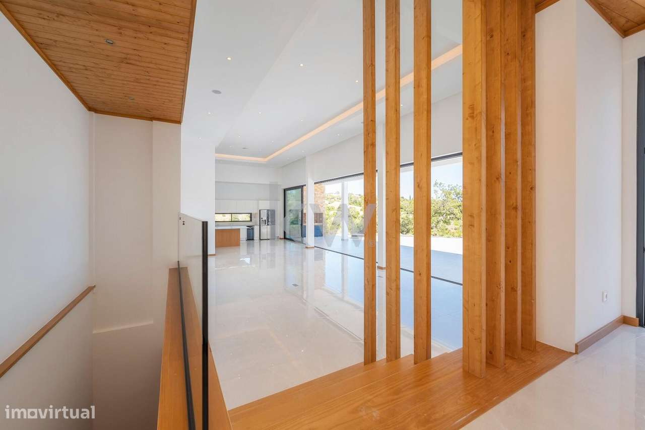 Nova construção de Moradia isolada com Vista Mar em Loulé - Grande imagem: 4/60