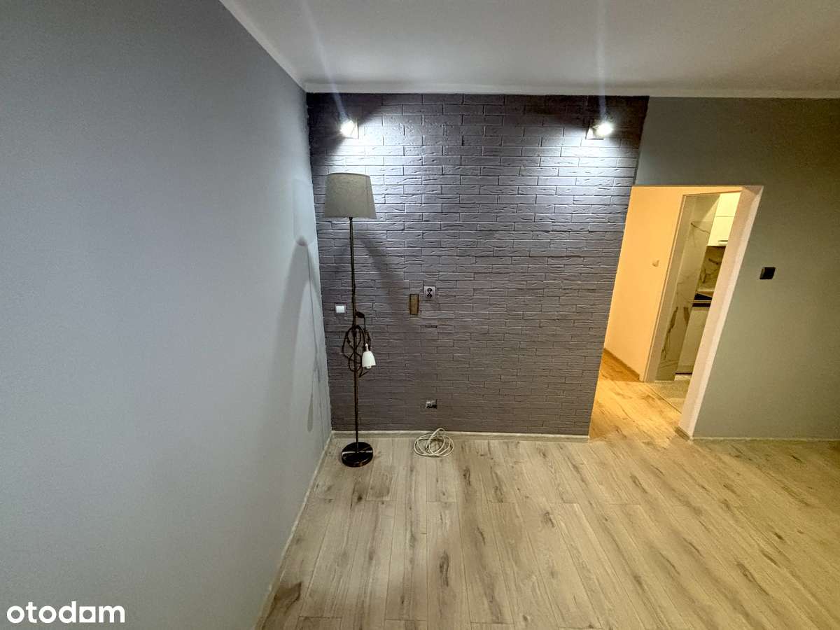 OKAZJA 2 POKOJE Będzin, os. Syberka ul. Skalskiego - spiżarka/balkon-8