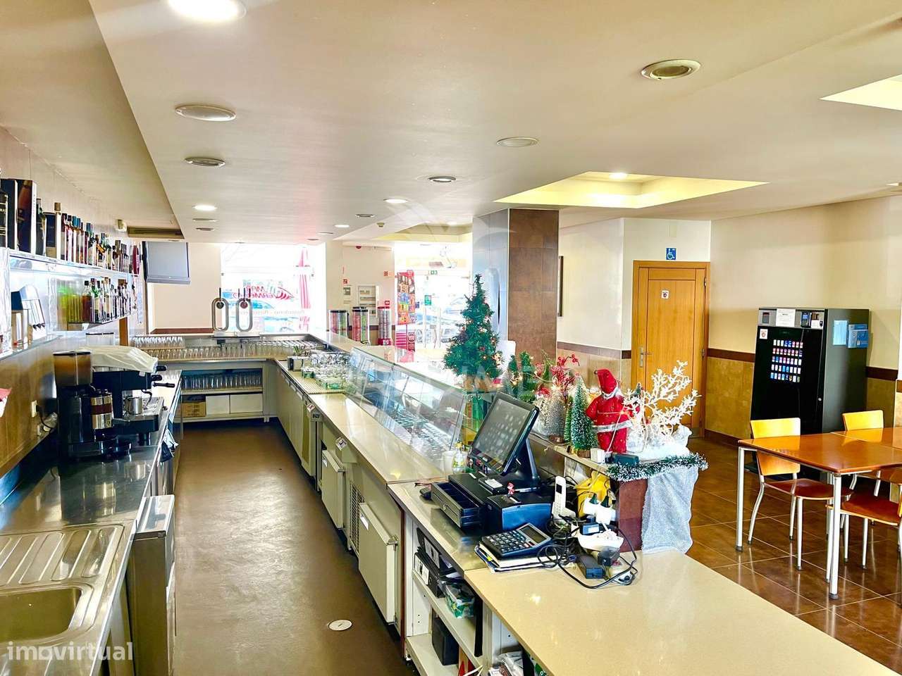 Espaço comercial / Restaurante - 330 m2 em Sines - Grande imagem: 4/34