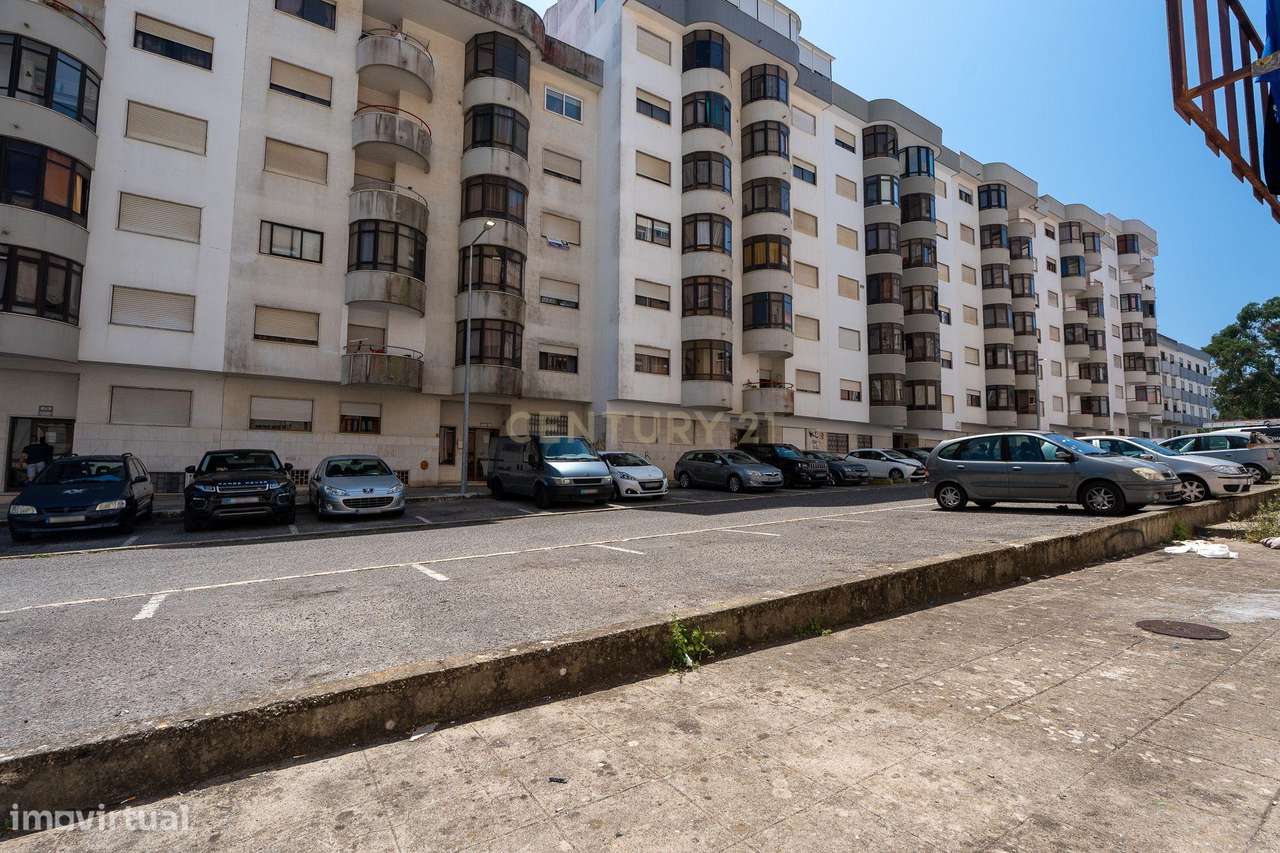 Apartamento T1 com potencial para T2 na Rinchoa – Conforto e Tranquili - Grande imagem: 5/17