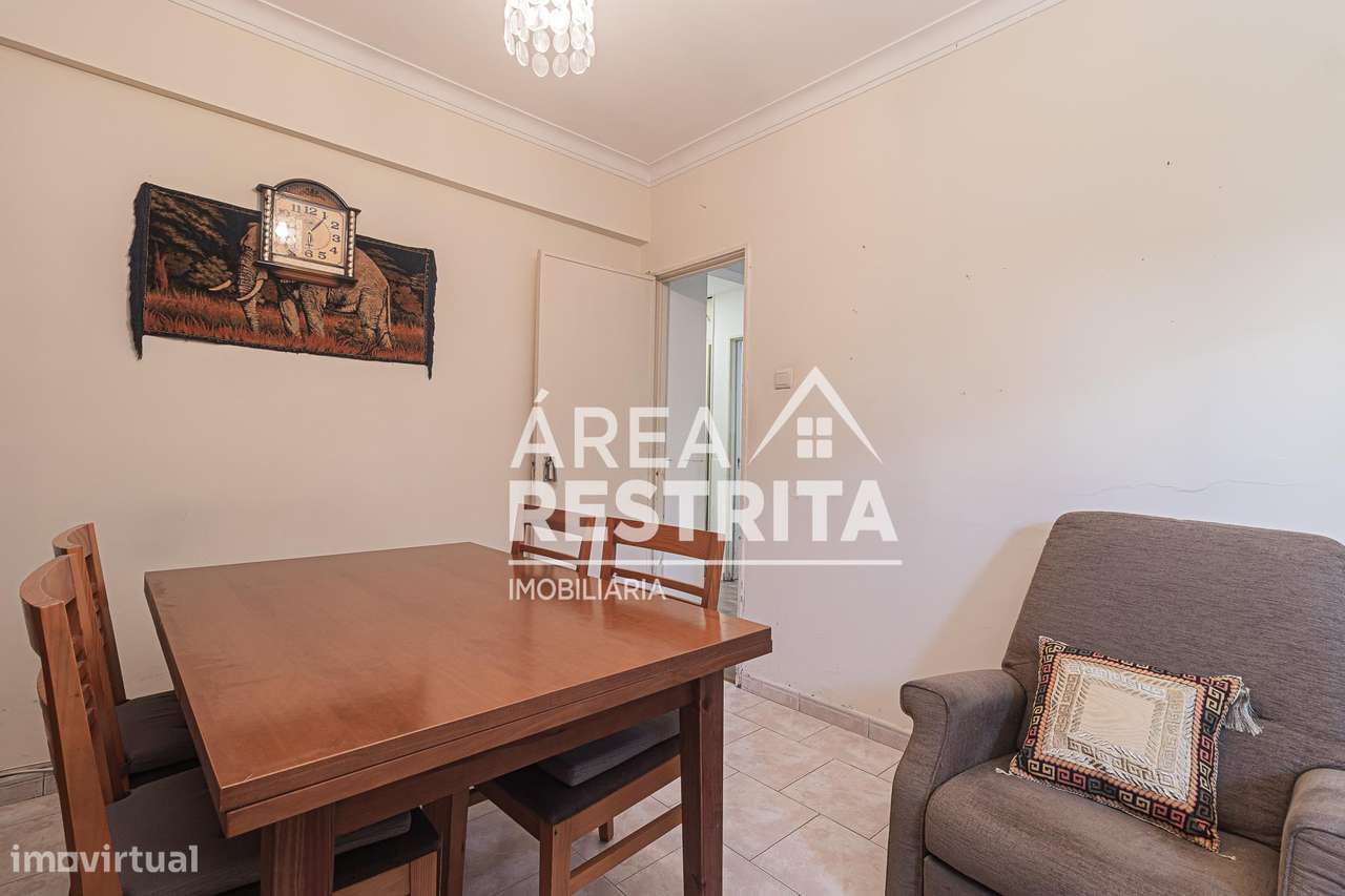 Apartamento T3 com Cave - Amadora-31