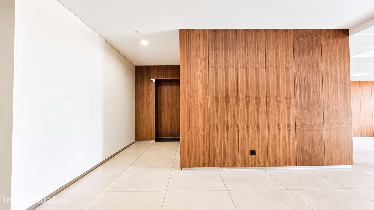 T2 Exclusivo em Matosinhos Sul | Terraço+Garagem+Arrumos | Mobilado-19
