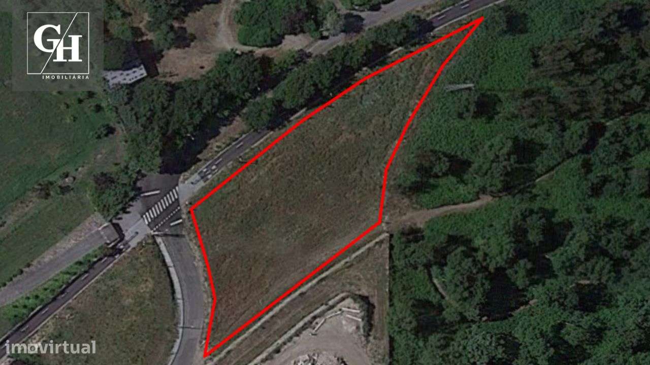 Terreno em Outiz – Possibilidade de construção para 3 moradias-21
