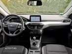 Ford Focus Turnier 1.0 EcoBoost Start-Stopp-System Business Edition - 11