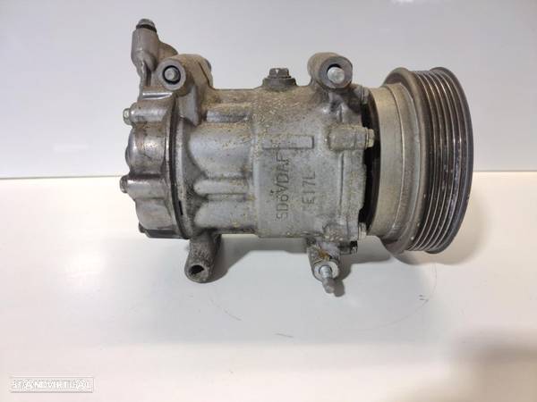 Compressor ar condicionado Renault Clio III Modus Nissan Qashqai  8200953359 - 4