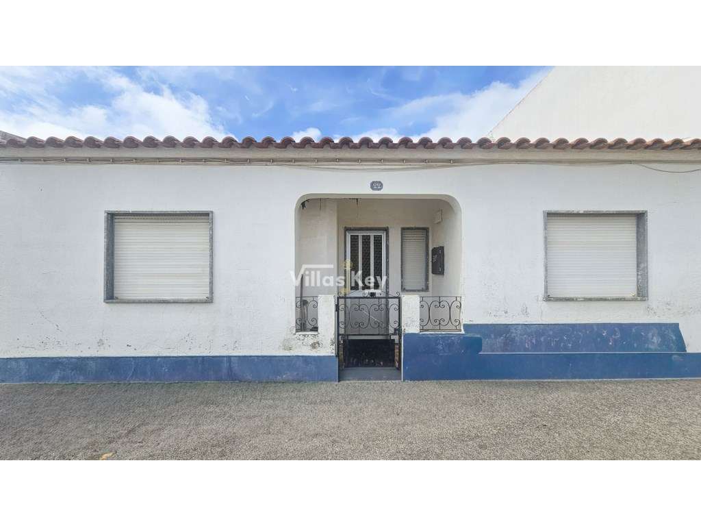 Charmosa Moradia T2 Numa Zona Tranquila Barao De Sao Joao Lagos Alg