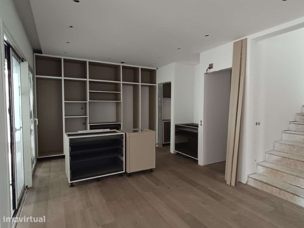Moradia Contemporânea T3 em Cascais - Grande imagem: 5/27