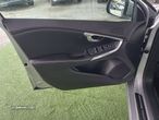 Volvo V40 D3 Geartronic RDesign - 32