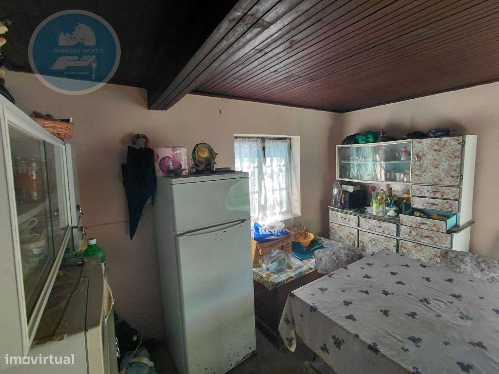 Casa Rústica em Pedra com Terreno para Restauro - Cambeses, Cabecei...-17