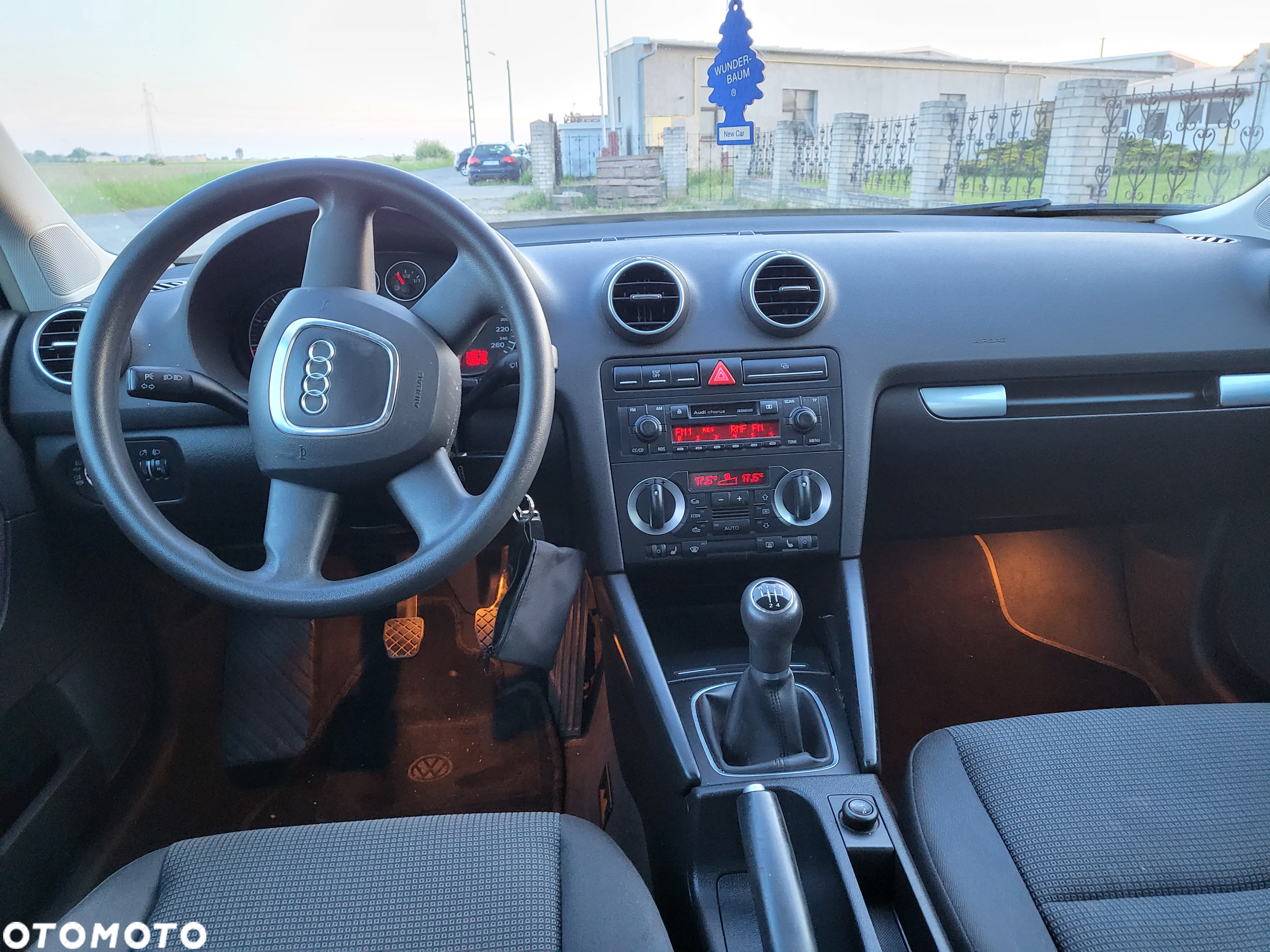 Audi A3 1.6 Ambiente - 22