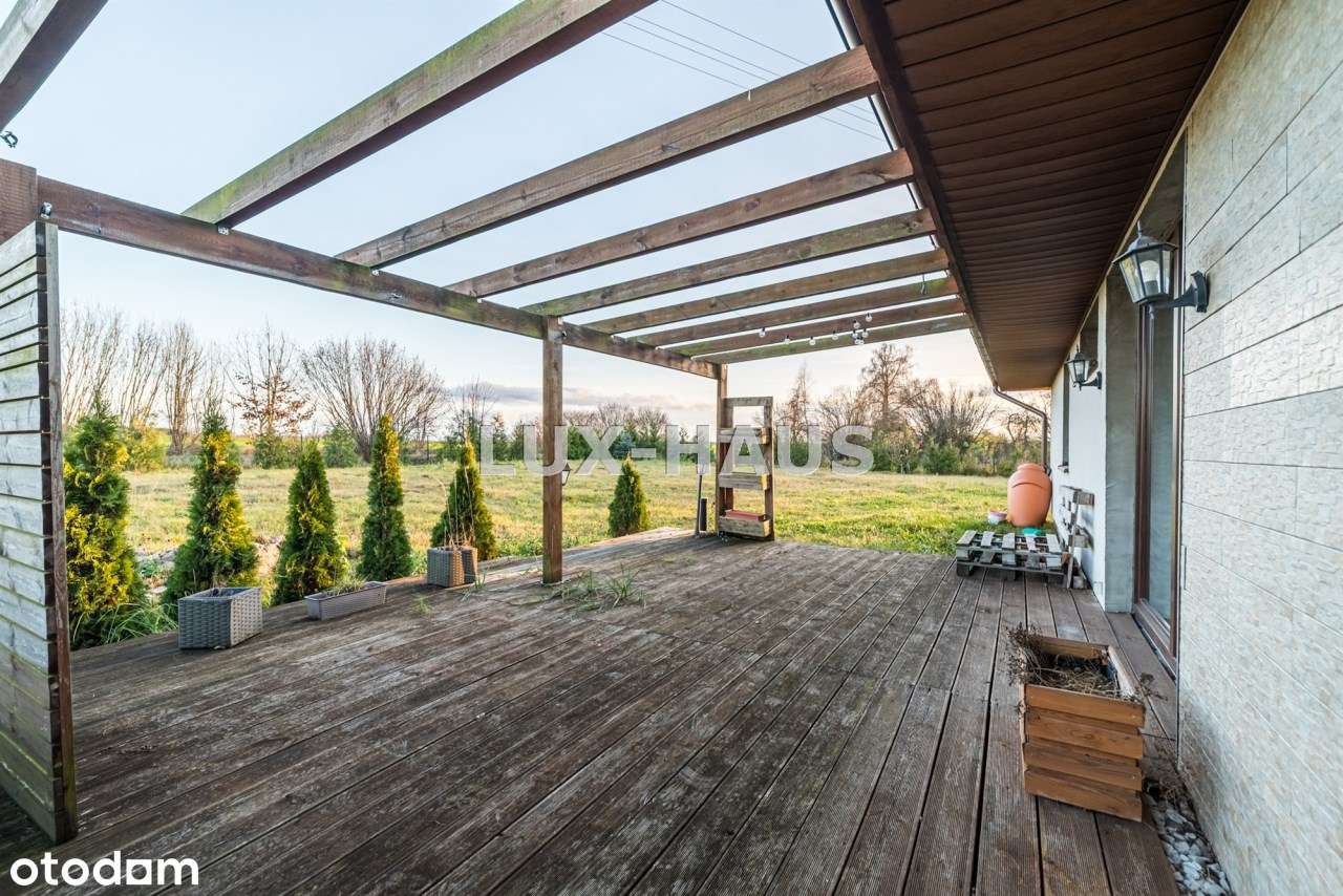 TYLKO U NAS!!! Bardzo ładny bungalow na dużej działce-300m od jeziora!-18