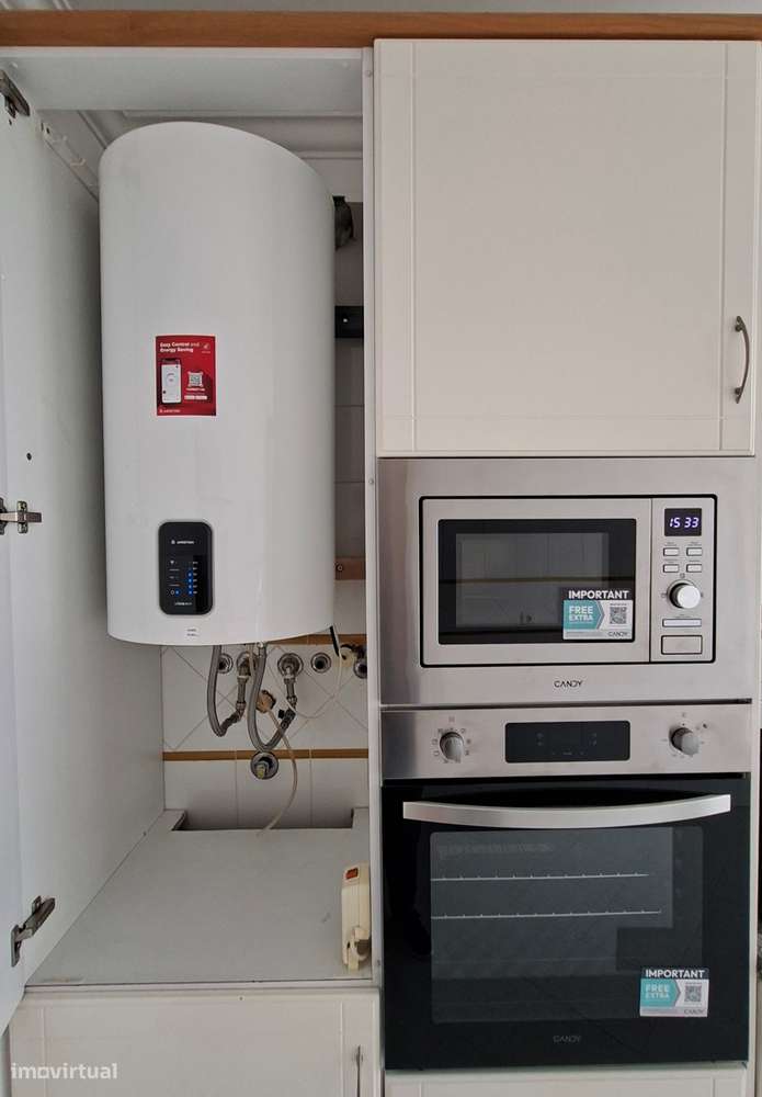 T4 com Garagem e Varanda no Prior Velho-13