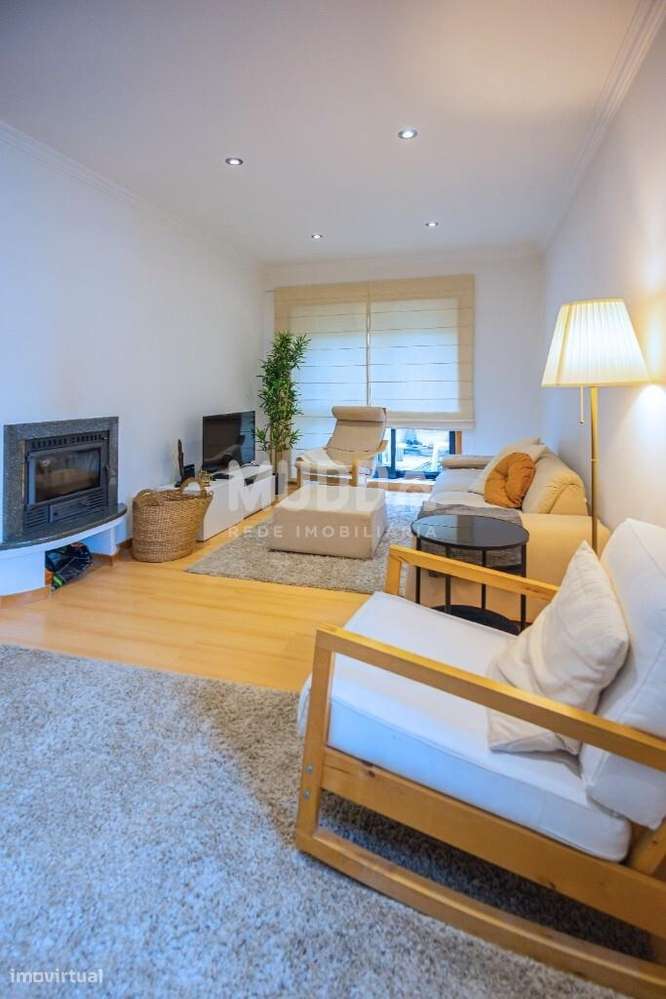 Magnífico Apartamento T2 Recuado no Último Andar com Terraço e Churras-19