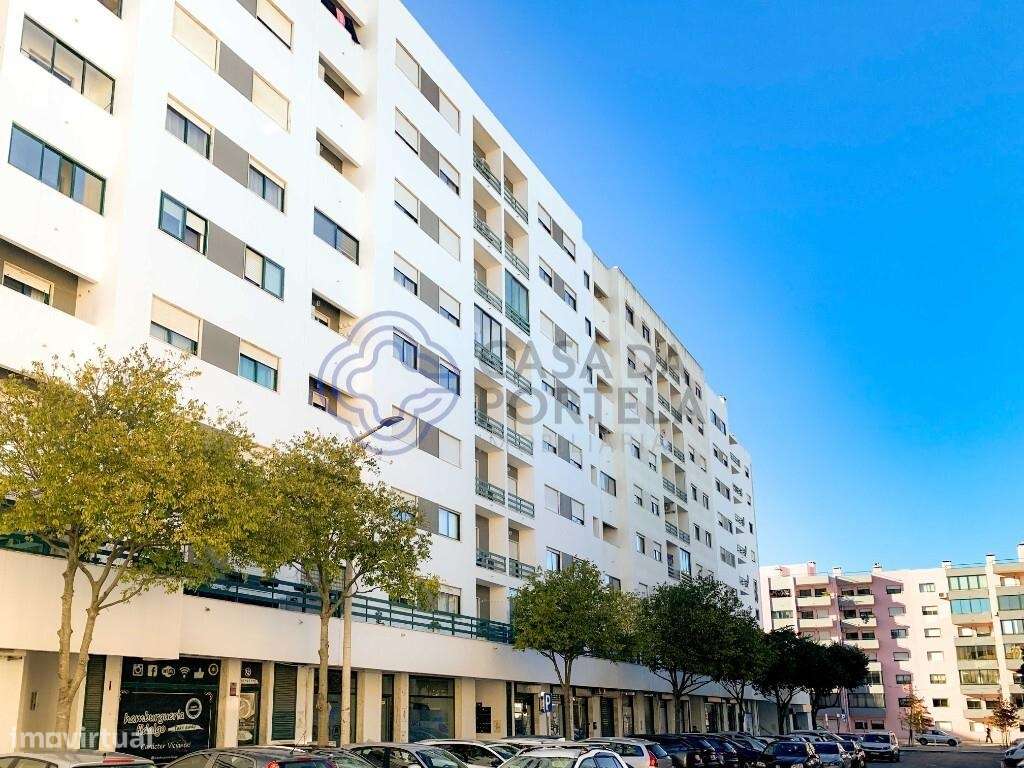 Fidalguinhos, Lavradio, Apartamento T3, Suite, 2 WC, Parqueamento e ar - Grande imagem: 4/35