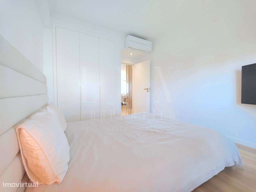 PENTHOUSE T5 DE LUXO COM VISTA FRONTAL DE MAR NO CENTRO DO ESTORIL-52