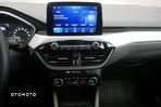 Ford Kuga - 10