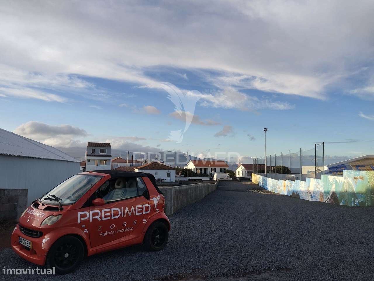 Terreno no centro da vila da Madalena - Grande imagem: 3/7