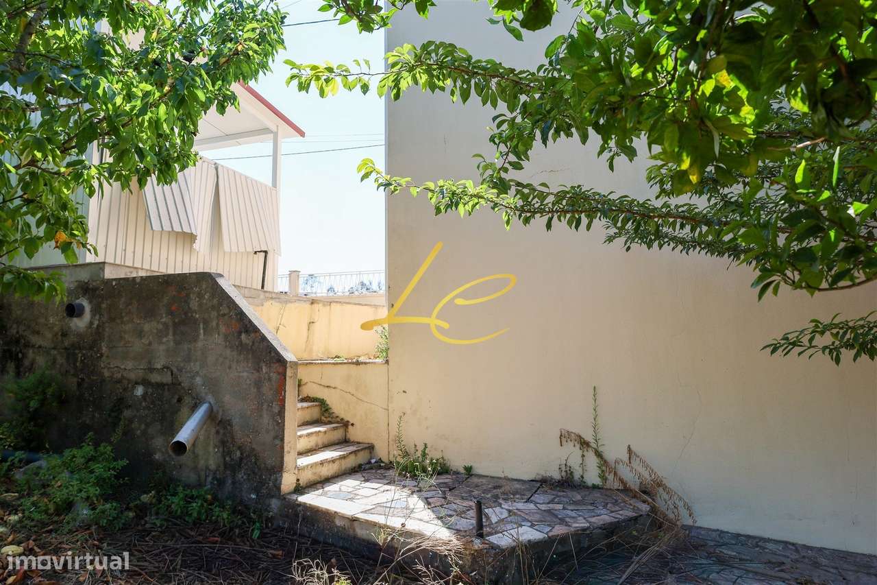 Moradia T2 Venda em Santiago e São Simão de Litém e Albergaria dos Doz-6