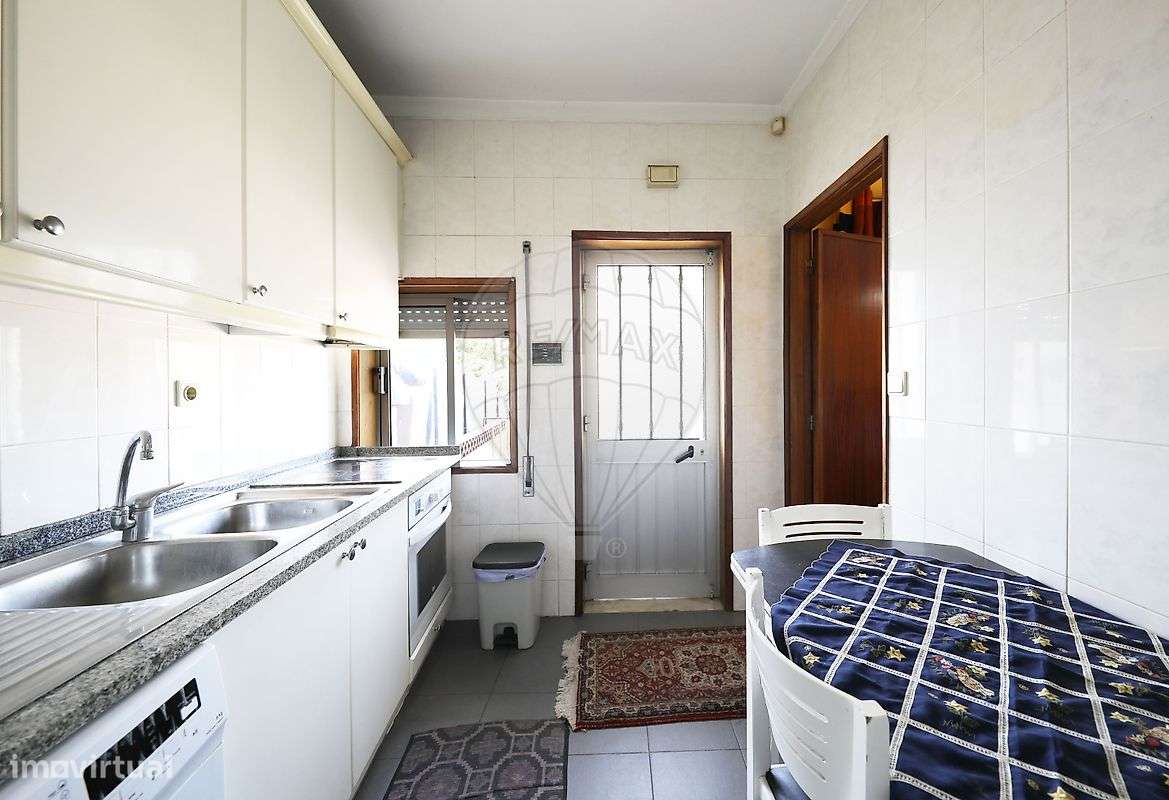 Moradia T2 para venda-9