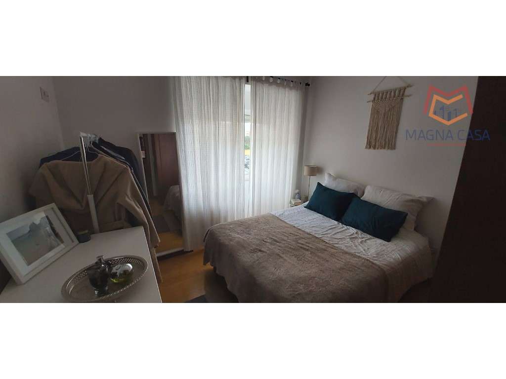 Apartamento T1 remodelado no Areeiro-5