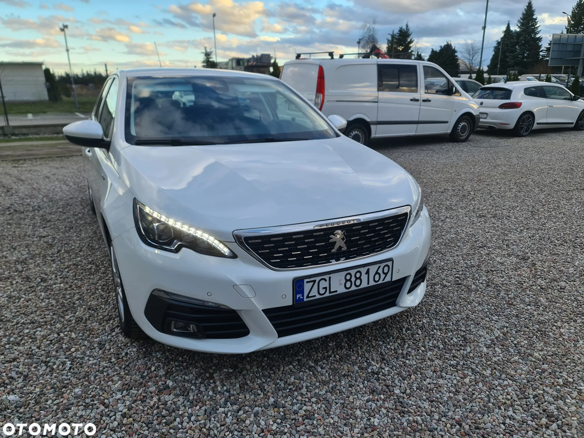 Peugeot 308 SW 1.5 BlueHDi GT Pack S&S EAT8 - 10