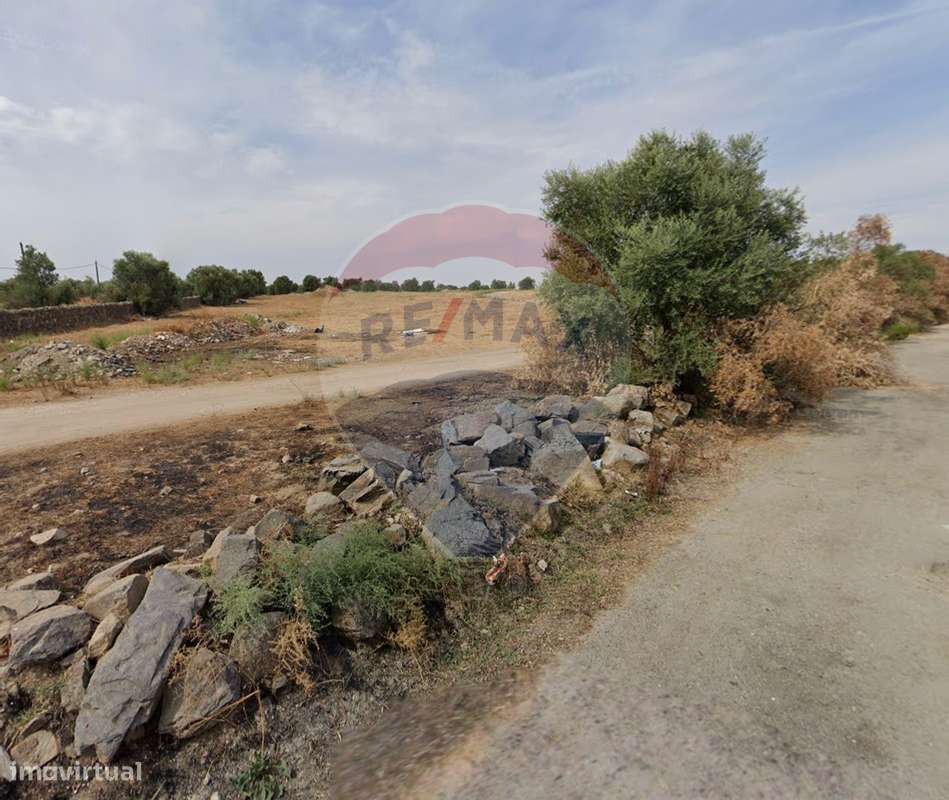 Terreno  para venda - Grande imagem: 2/3