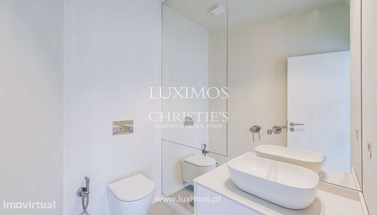 Apartamento T4 Duplex com jardim e varanda à venda nas Antas, Porto - Grande imagem: 5/21