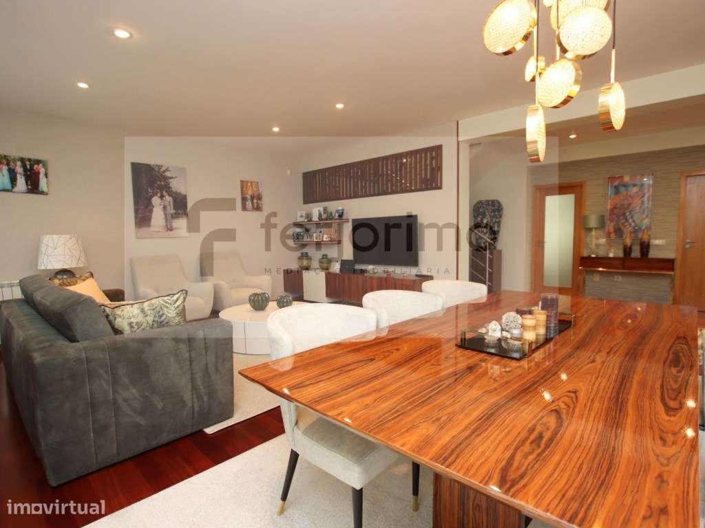 'NOVIDADE'
Excelente Moradia Geminada-11