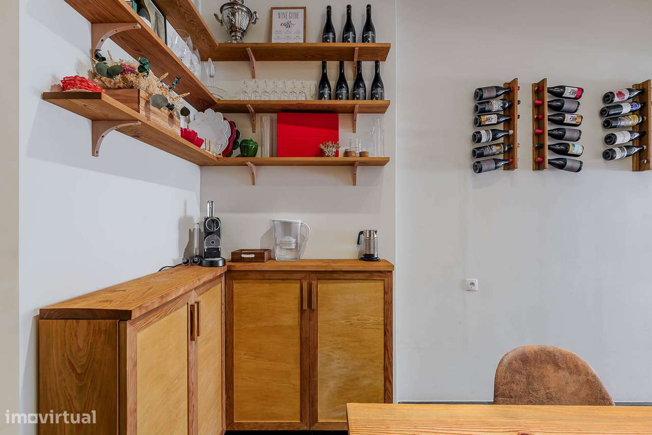 Garrafeira, mercearia para trespasse na Rua Tenente Ferreira Durão-14