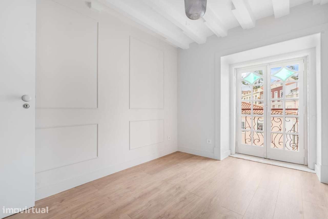 Apartamento T3 novo, Praça da Alegria, Lisboa-25