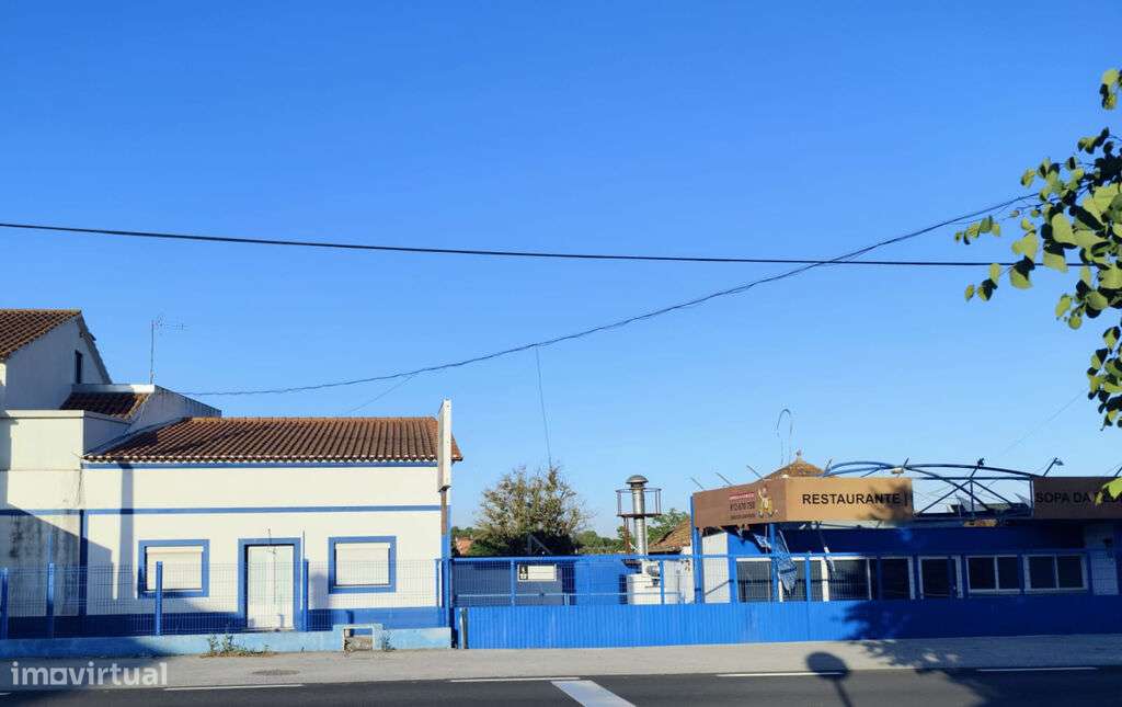 Quintinha com casas e Comércio independente - Santarém - Grande imagem: 5/43